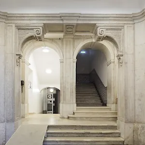 Serviced - Baixa Castelo Appartement