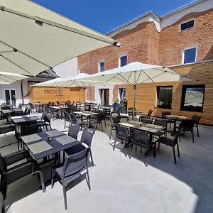 https://hotel-gasthof-zur-post-freyung-94078.com-bavaria.com