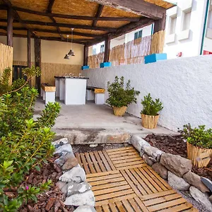 https://the-pallet-guest-house.madeira-islandshotels.com